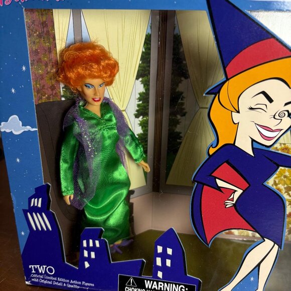 Mego Limited Edition #7585/10000 Classic TV Bewitched Endora & Serena Figure Set - Picture 3 of 11